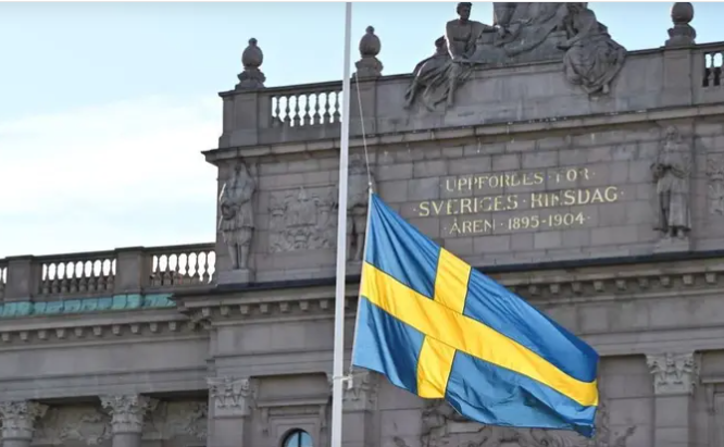 Swedia Ingin Miliki Sistem Persenjataan Jarak Jauh yang Mampu Serang Rusia